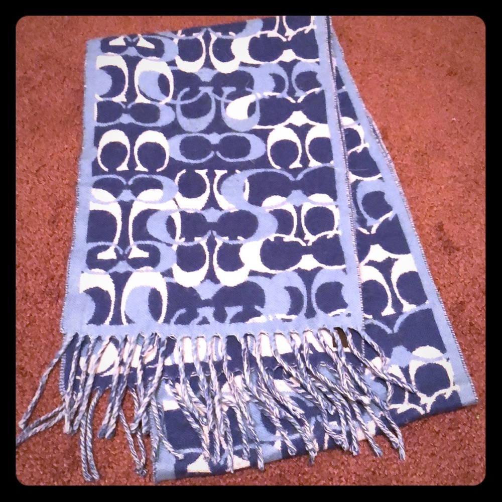 Coach scarf